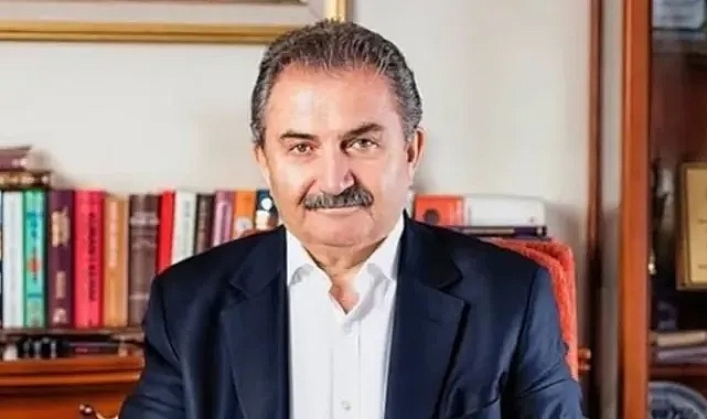 ATA Parti kuruldu: Genel Başkan Namık Kemal Zeybek oldu.