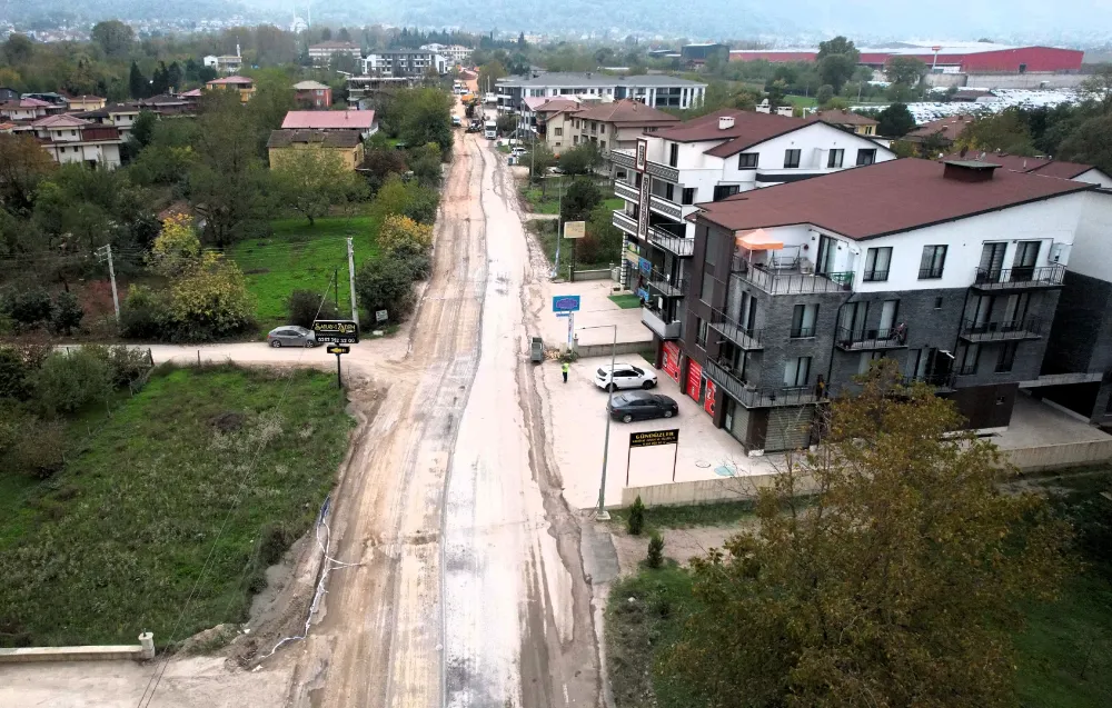 Büyükşehir, Kartepe Çepni Caddesi’ni yeniliyor