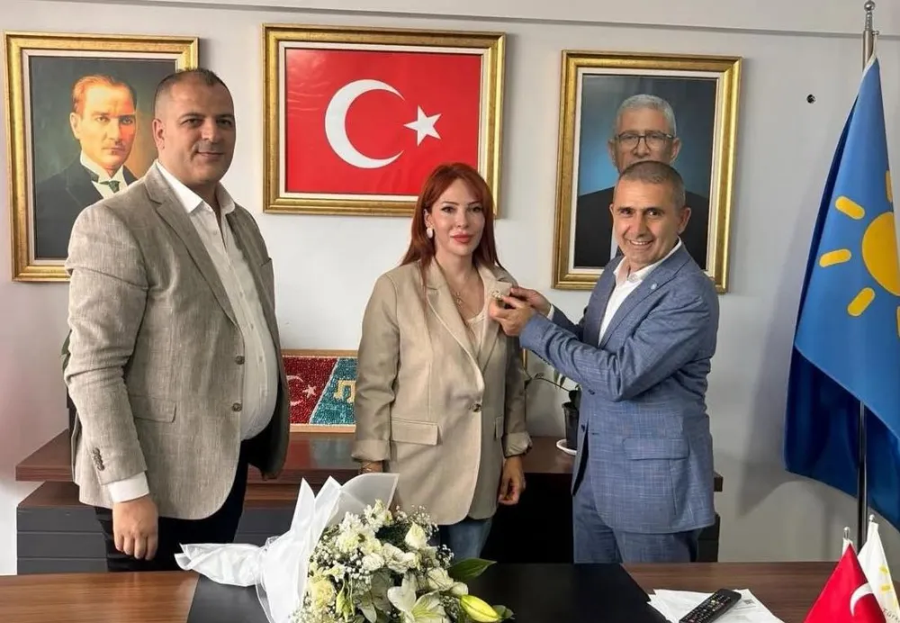 FUNDA ÖZKARA, “ İYİ PARTİ”DE
